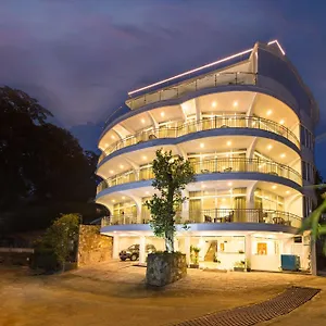 Sandriana View Otel